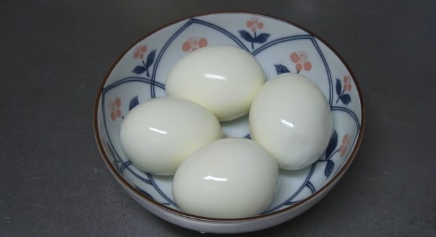 2015y05m08d_191258575