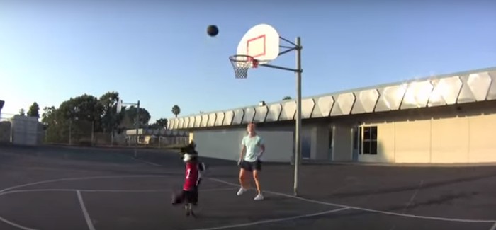 2016y02m10d_135108157